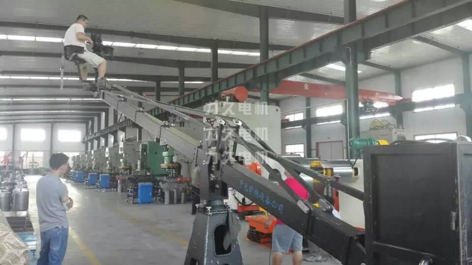 力久電機(jī)宣傳片拍攝現(xiàn)場(chǎng) 力久電機(jī)宣傳片拍攝現(xiàn)場(chǎng)