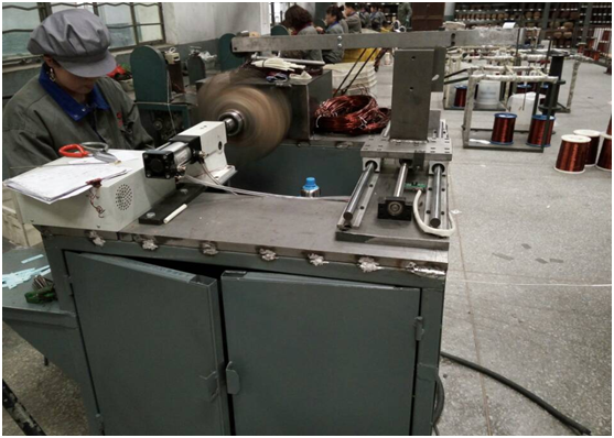 力久電機(jī)自主設(shè)計(jì)繞線(xiàn)機(jī) 力久電機(jī)自主設(shè)計(jì)繞線(xiàn)機(jī)