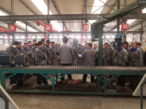 力久電機(jī)裝配車間班前會(huì) 力久電機(jī)裝配車間班前會(huì)